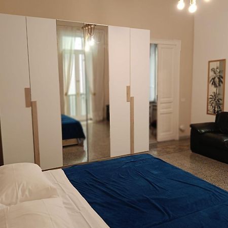 B&B Liberty House Napels Buitenkant foto